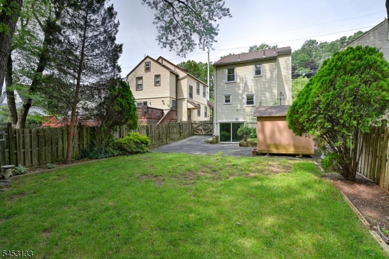 783 Broad St Property Photo 37