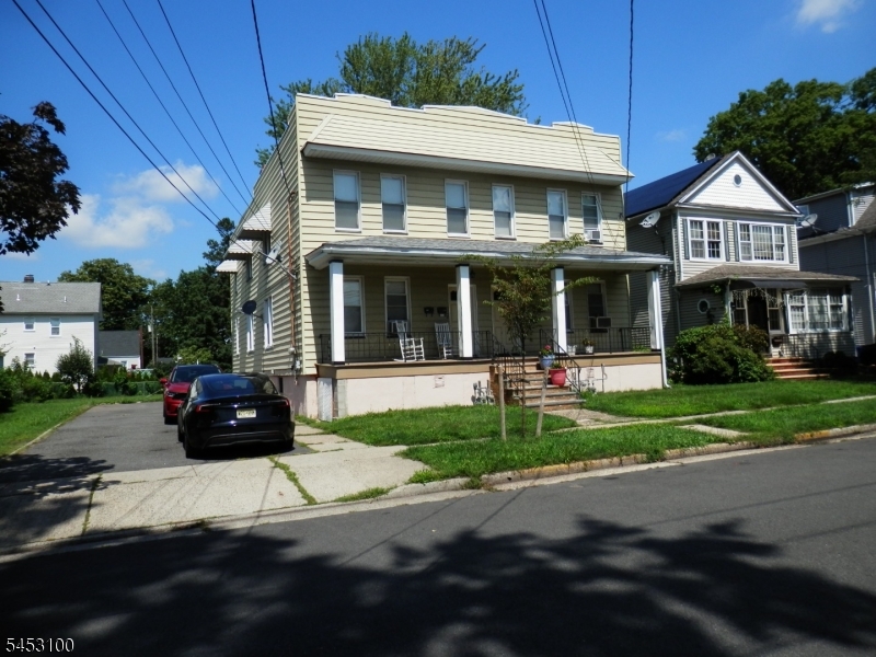 109 E Munsell Ave 1