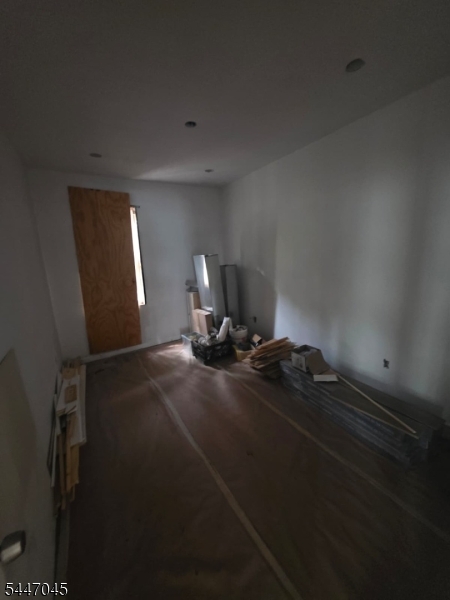 135 Brookside Ave Property Photo 2