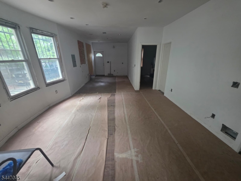 135 Brookside Ave Property Photo 6