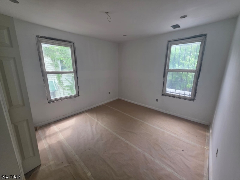 135 Brookside Ave Property Photo 7