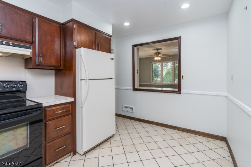 23 Cabot Ln Property Photo 13