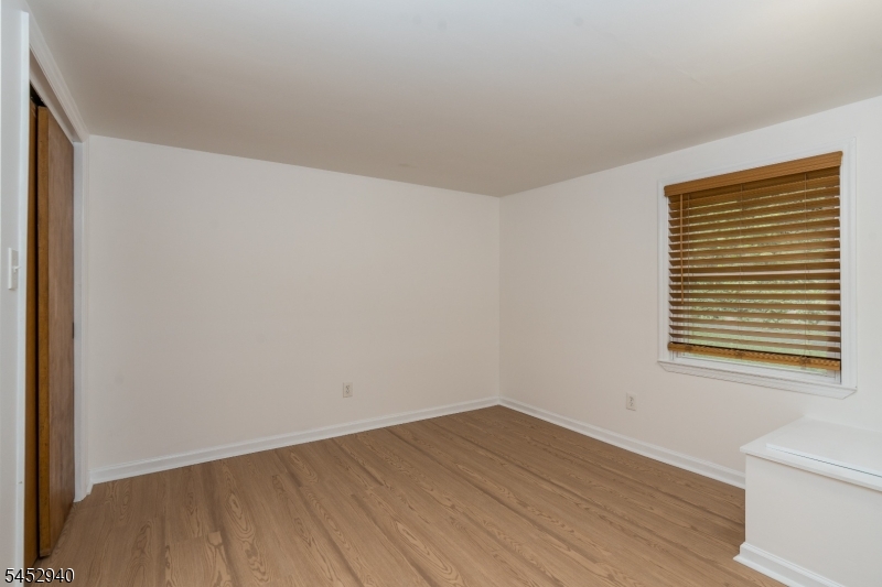 23 Cabot Ln Property Photo 27