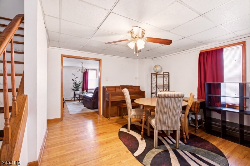 87 W Somerset St Property Photo 6