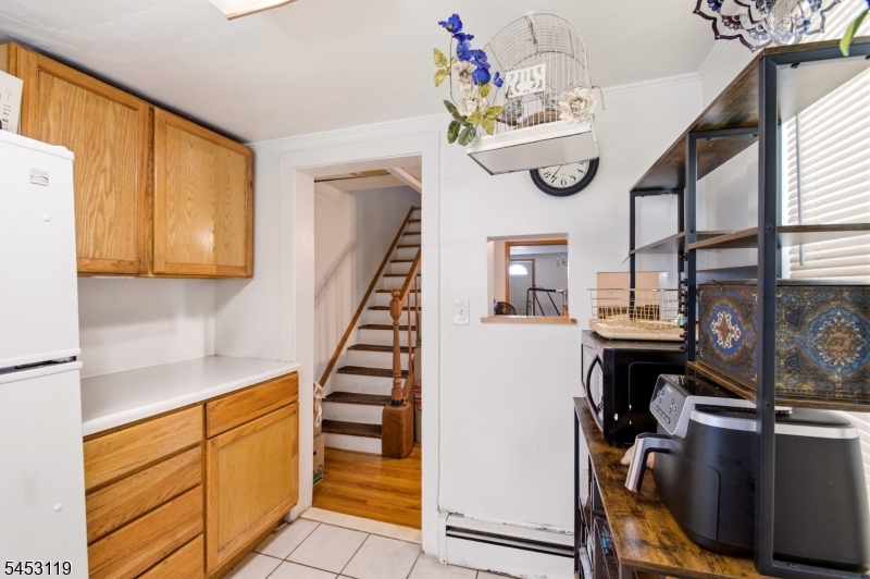 87 W Somerset St Property Photo 8