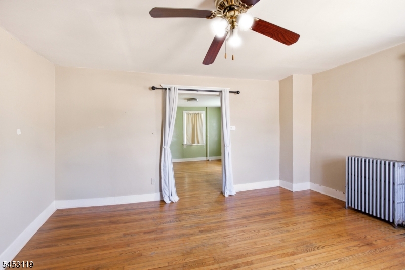 87 W Somerset St Property Photo 14