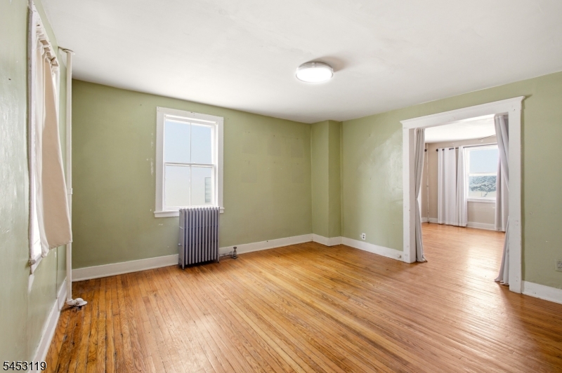 87 W Somerset St Property Photo 15