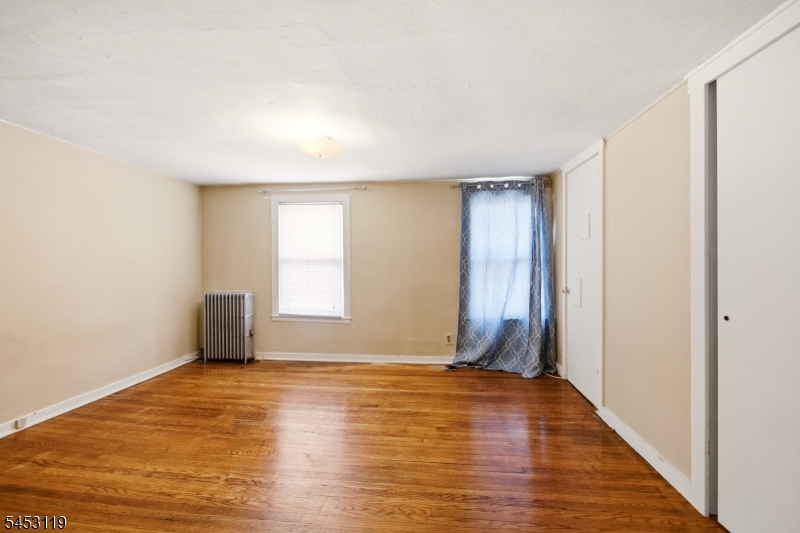 87 W Somerset St Property Photo 20