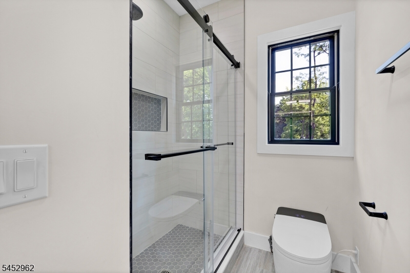 275 Beachwood Rd Property Photo 38