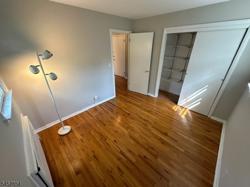 28 Chambers Ct Property Photo 12