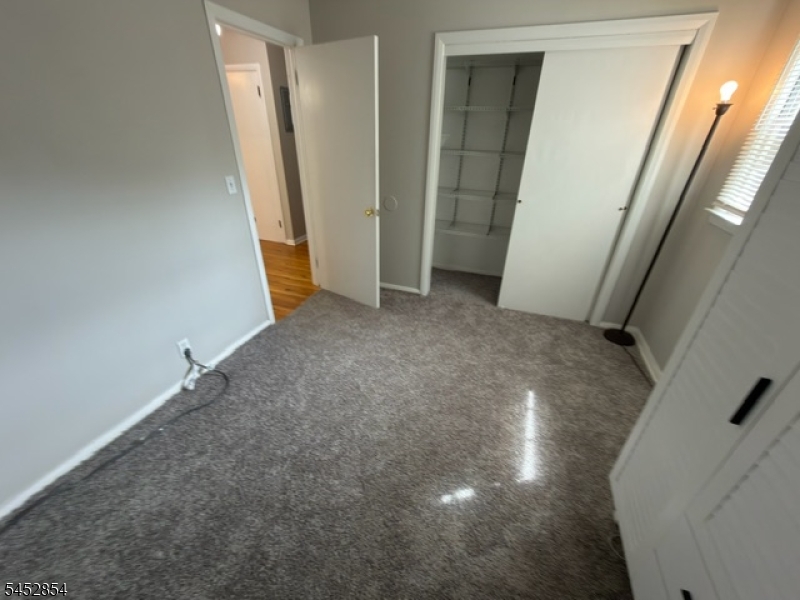 28 Chambers Ct Property Photo 13