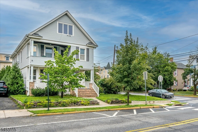 144 Watchung Ave Property Photo 1