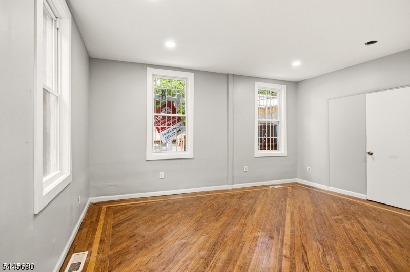 65 Highland Ave Property Photo 1