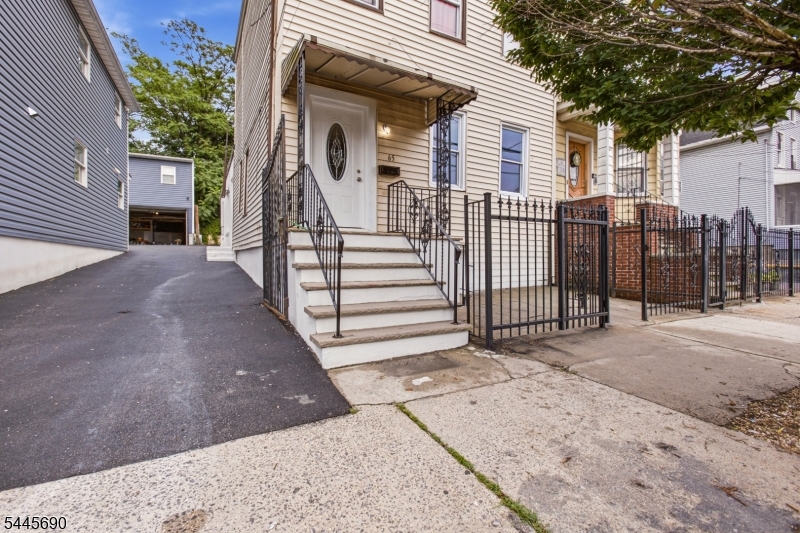 65 Highland Ave Property Photo 25