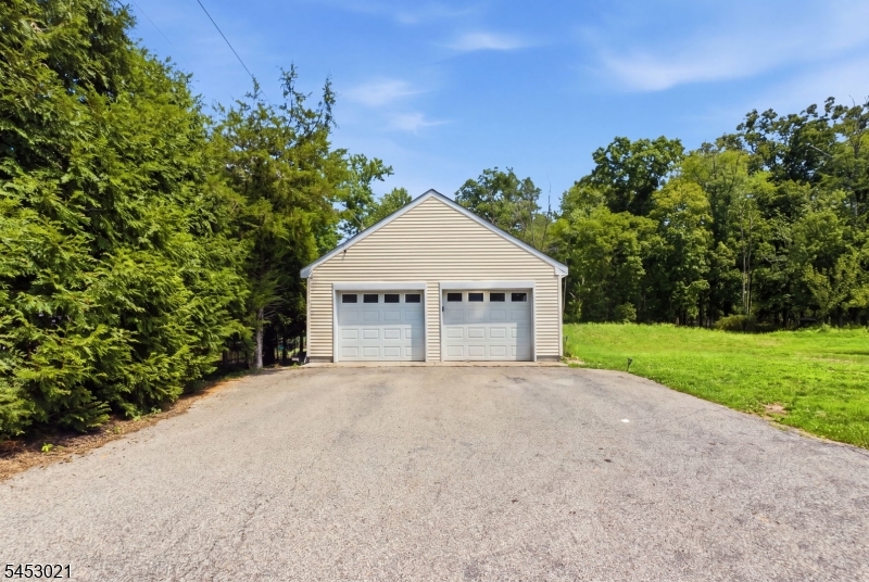 172 Ferry Rd Property Photo 31