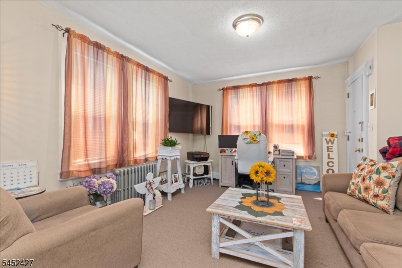 11 Grove St Property Photo 33