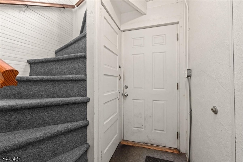 11 Grove St Property Photo 41