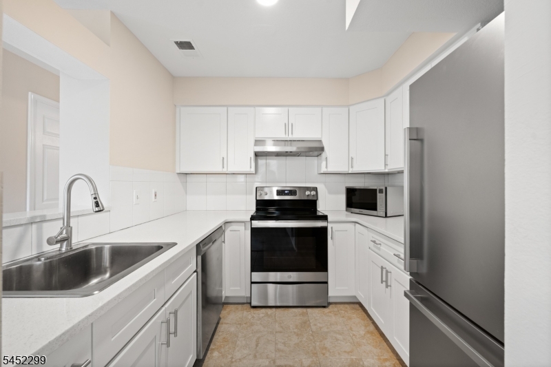 34 Wescott Road Property Photo 5