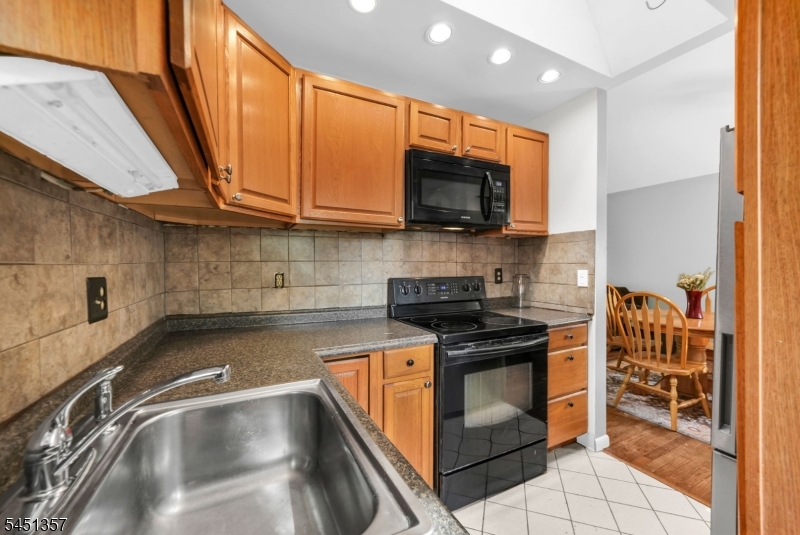 12 Coolidge Trl Property Photo 6