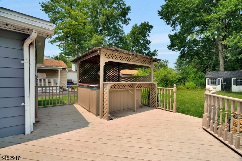 107 Minnehaha Blvd Property Photo 17