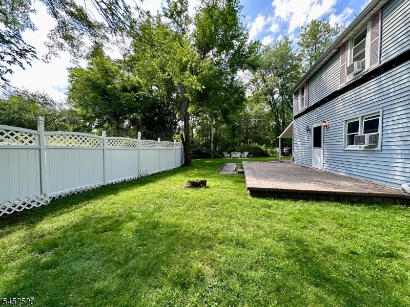 15 Warren Hagstrom Blvd Property Photo 8