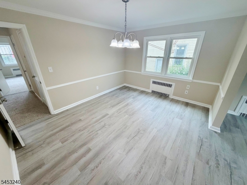 240 Wainwright St Property Photo 3