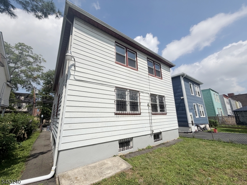240 Wainwright St Property Photo 20