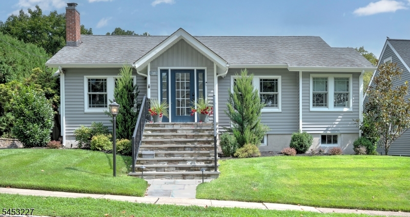 10 Marion Rd Property Photo 1