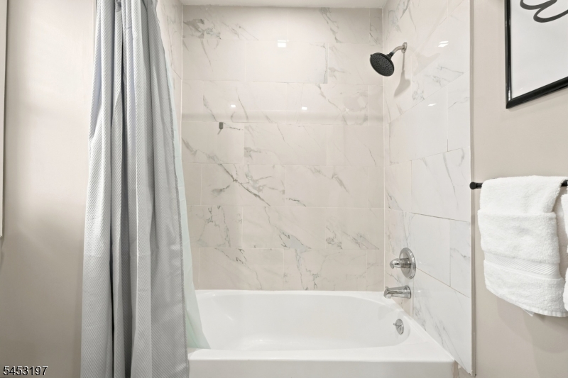 511 Roosevelt St Property Photo 11