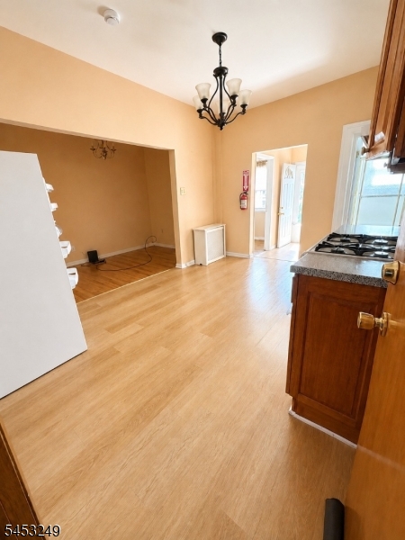 97 Houston St Property Photo 4