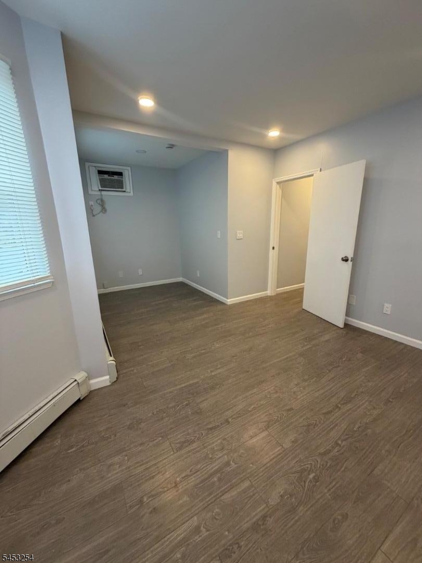 360 New St. Unit 2 Property Photo 3