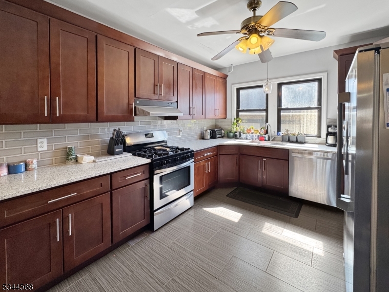 113 Van Winkle Ave B Property Photo 8
