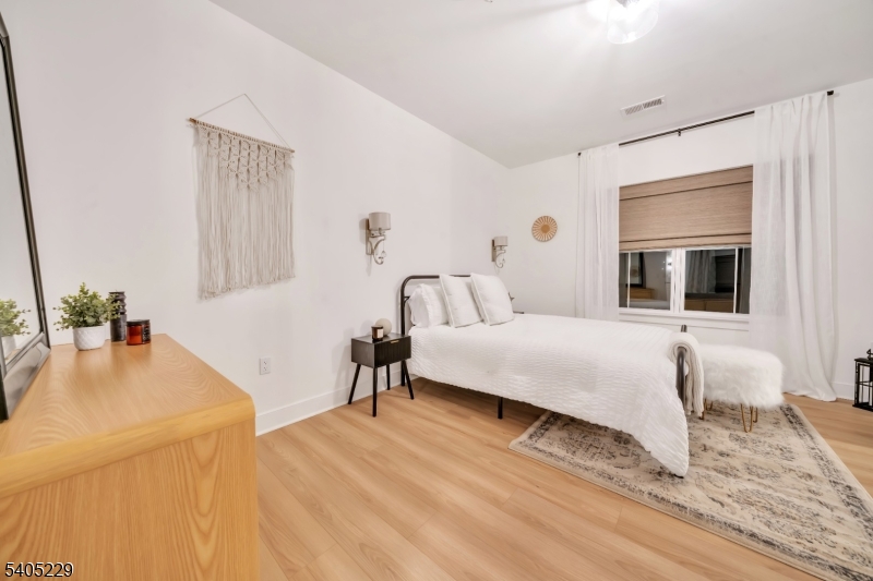 20 Encampment Ct111 Property Photo 6