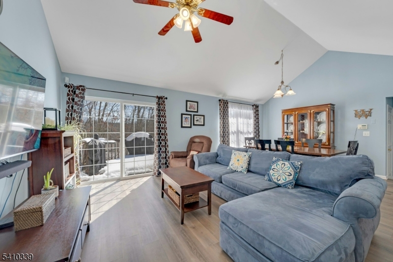 5656 Berkshire Valley Rd Property Photo 8