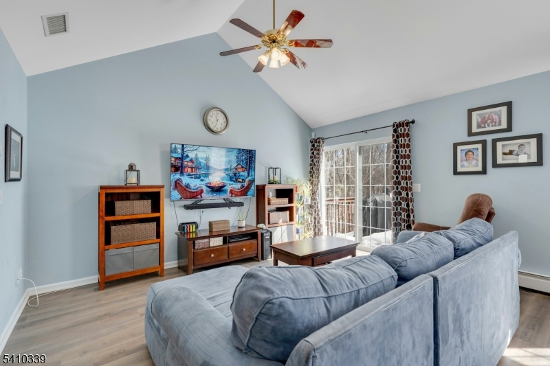 5656 Berkshire Valley Rd Property Photo 9