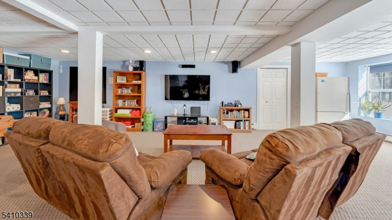 5656 Berkshire Valley Rd Property Photo 29