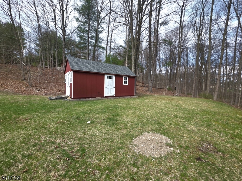 5656 Berkshire Valley Rd Property Photo 30