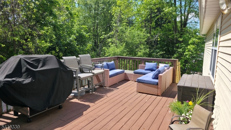 5656 Berkshire Valley Rd Property Photo 34