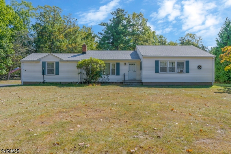 450 Van Holten Rd Property Photo 1