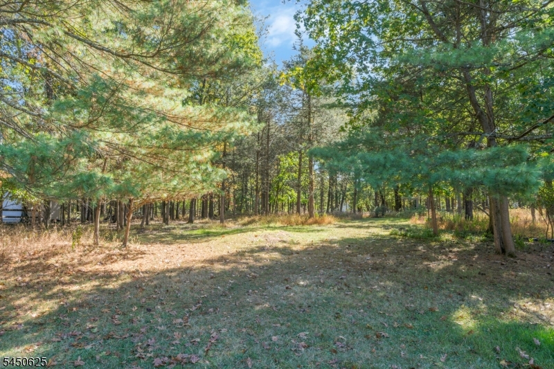 450 Van Holten Rd Property Photo 7