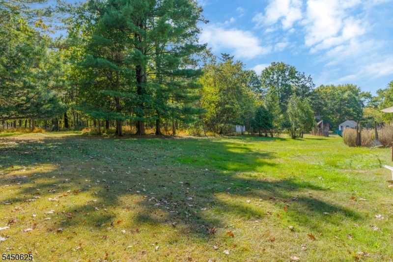450 Van Holten Rd Property Photo 8