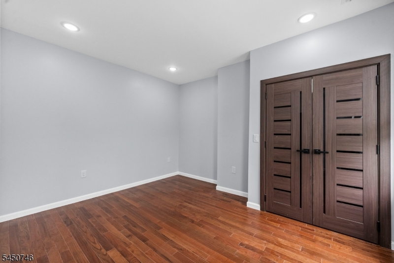 100 Atlantic St Property Photo 22