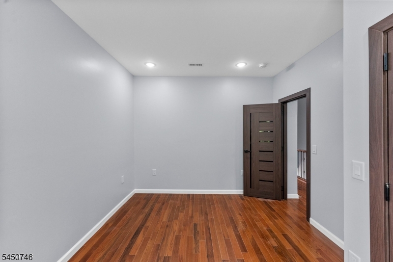 100 Atlantic St Property Photo 30