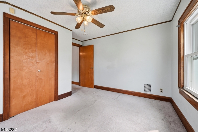 624 Britton St Property Photo 18