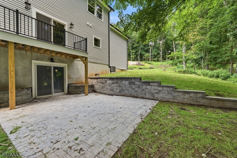 12 Jones Dr Property Photo 41