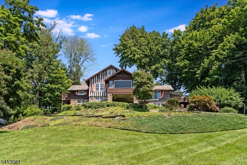 77 W Shore Trl Property Photo 11