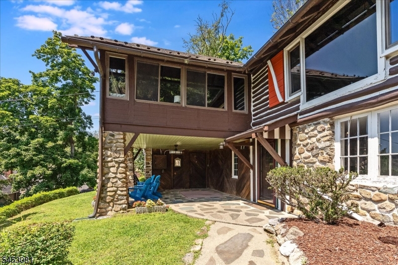 77 W Shore Trl Property Photo 14