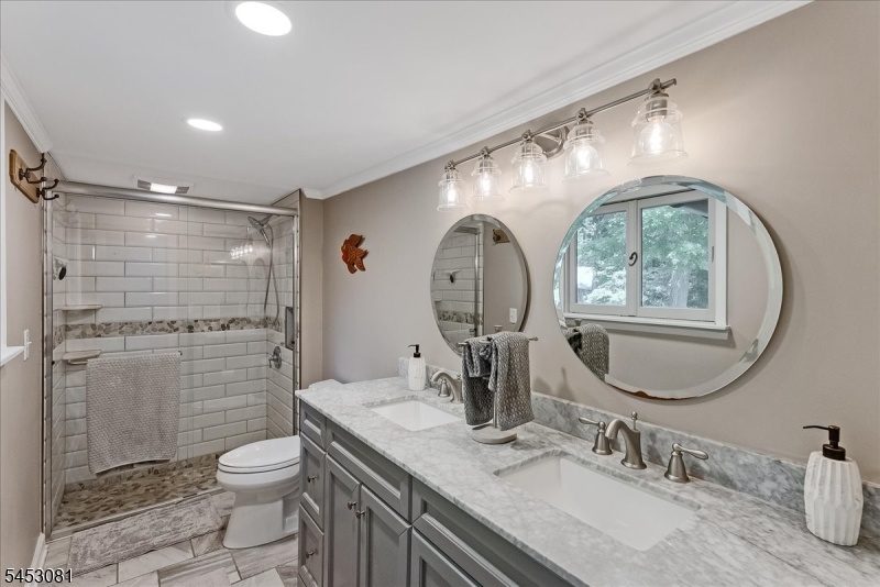 77 W Shore Trl Property Photo 26