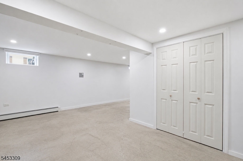 13 5th St Property Photo 14