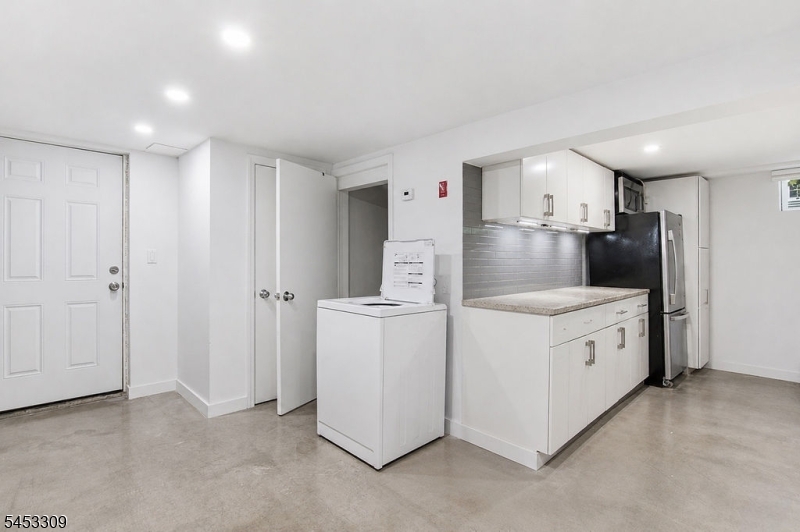 13 5th St Property Photo 16